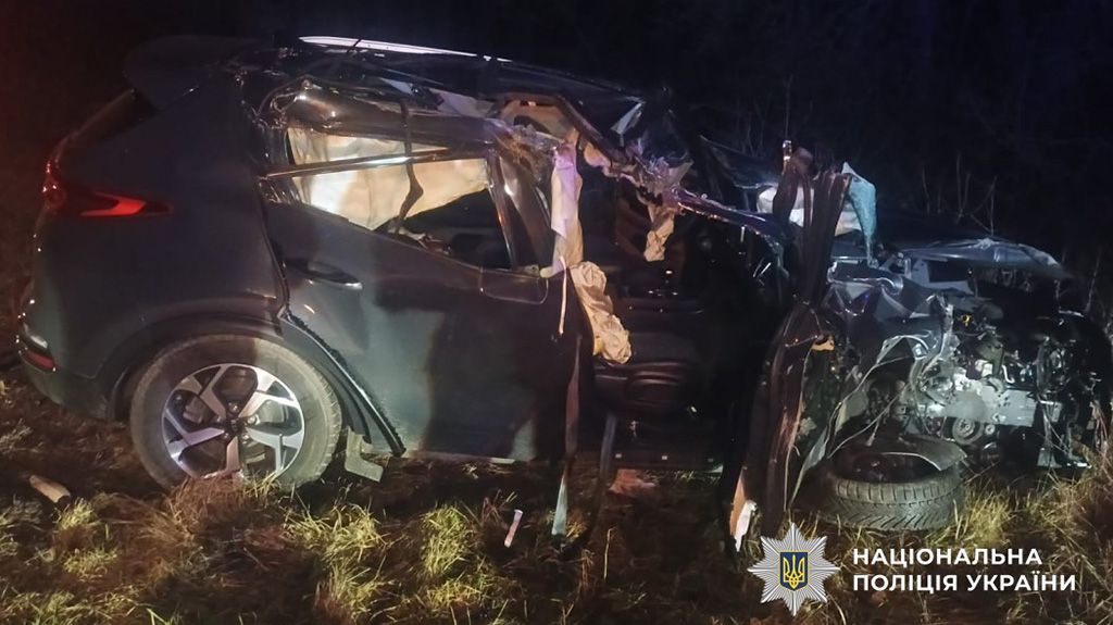 На Полтавщині поліція розслідує ДТП поблизу села Морози