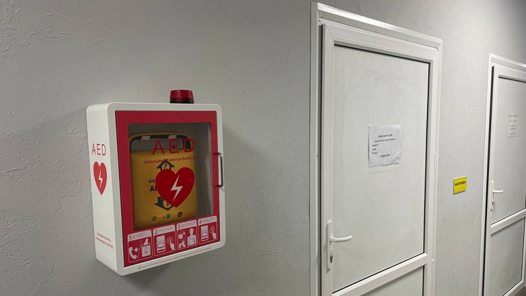 Амбулаторія села Руденківка отримала сучасний дефібрилятор