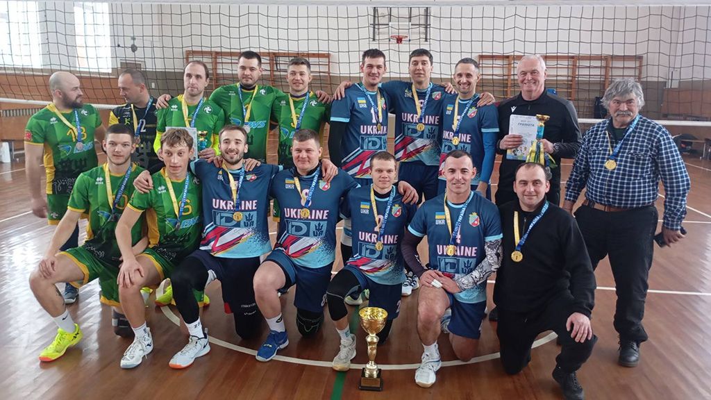 Біличани здобувають пам’ятний кубок