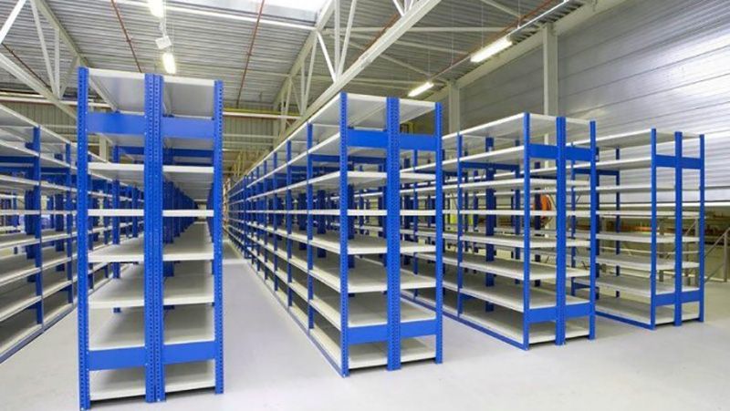 Склад как конкурентное преимущество бизнеса: роль стеллажей