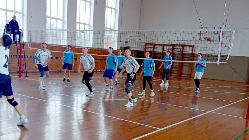 Команда Кобеляцької громади вийшла до півфіналу чемпіонату «Колос» з волейболу