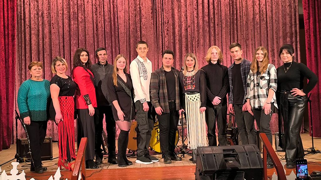 Музиканти DEBOSH запалювали на білицькій сцені