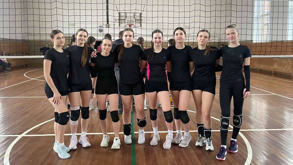 Волейболістки «другого» ліцею виходять у фінал