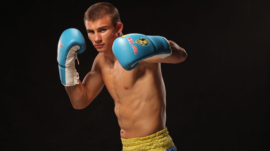 Олександр Хижняк дебютує в професійному боксі