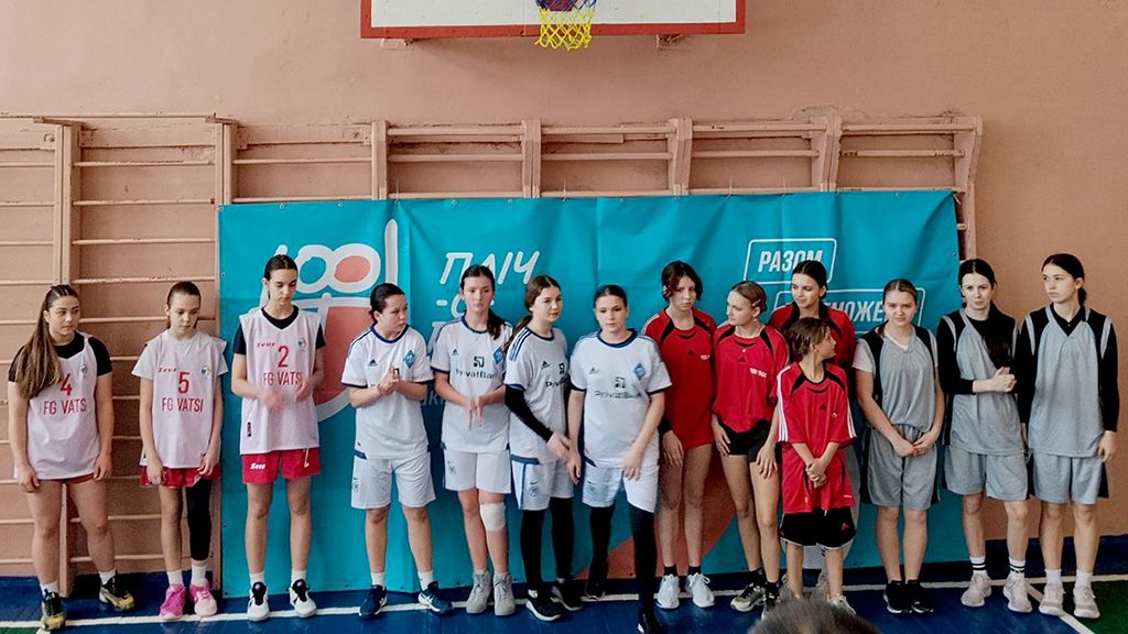 Команда з Кобеляцької громади взяла участь у районному етапі «Пліч-о-пліч» з баскетболу 3х3