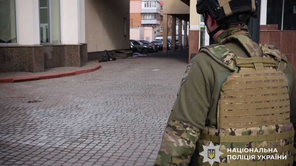 У Полтаві перевірили підозрілу валізу: вибухівки не знайшли