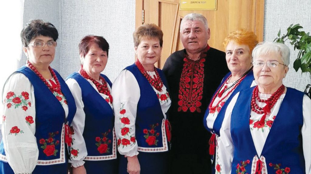 День української жінки: глядачкам — концерт, артисткам — торт