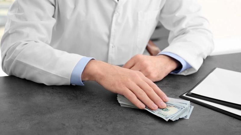 На Полтавщині службову особу підозрюють у вимаганні грошей за оформлення інвалідності для відстрочки від мобілізації