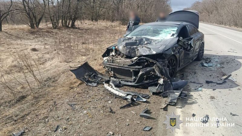 У Чорнухинській громаді зіткнувся легковик із причепом: постраждала пасажирка легковика