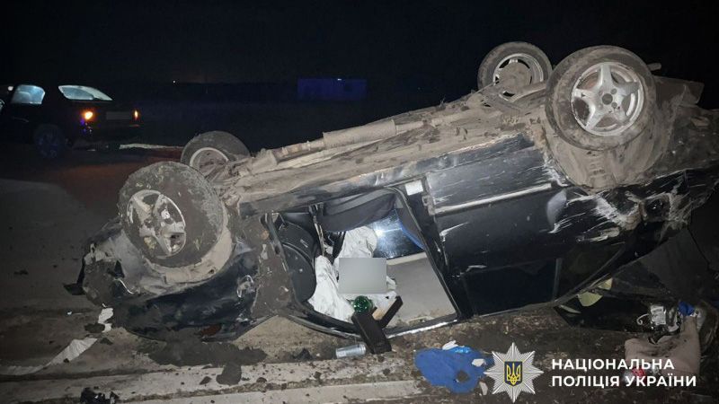 У Глобинській громаді перекинувся автомобіль – водій загинув