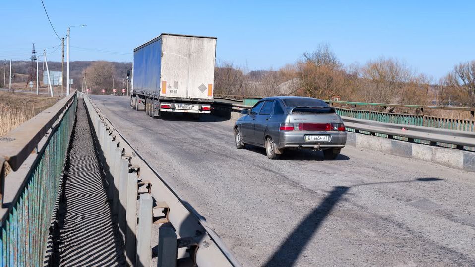 На трасі Кременчук – Полтава у Лелюхівці встановлять тимчасовий міст