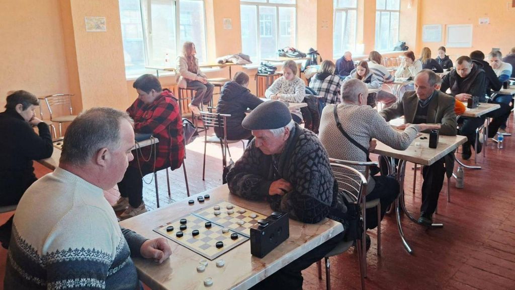 Кобеляцька громада виборола «золото» у настільному тенісі та бронзу у шахах