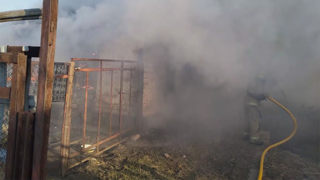 У Кременчуцькому районі рятувальники ліквідували пожежу житлового будинку