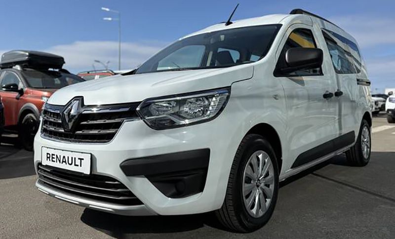 Міська лікарня купує автомобілі на 2,1 мільйона