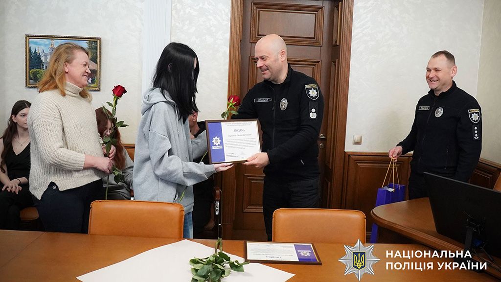 У Полтаві відзначили школярок, які відмовилися від провокацій ворога