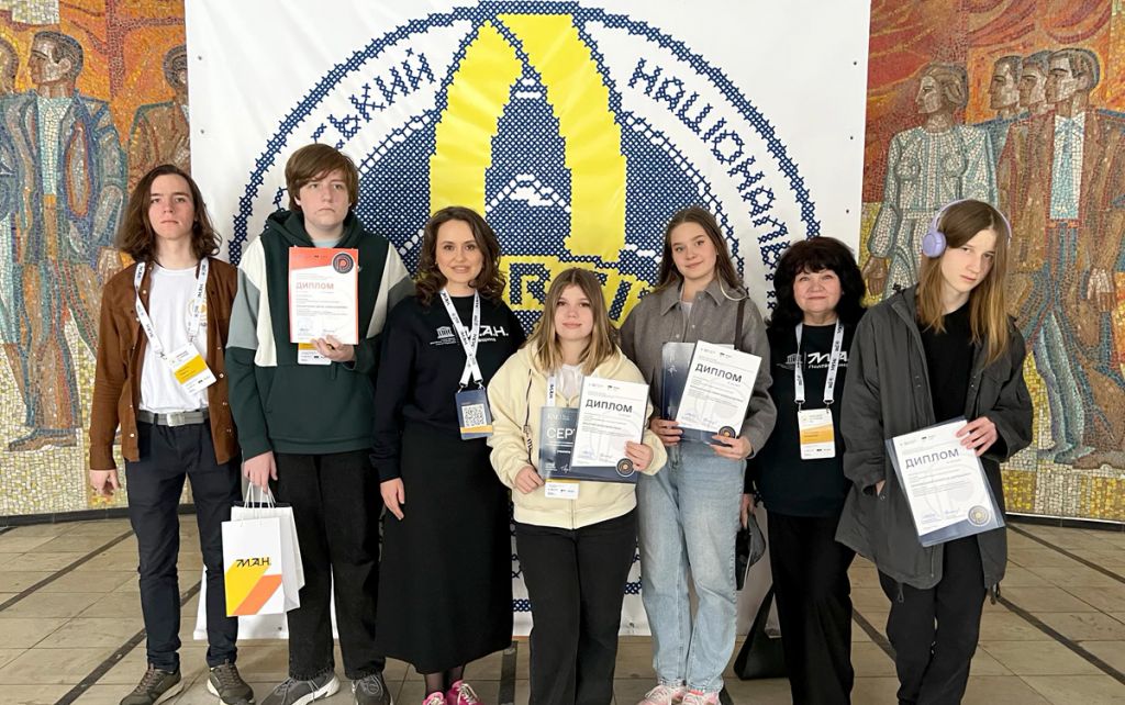 Юні біологи з Полтавщини успішно виступили на Всеукраїнській олімпіаді в Ужгороді