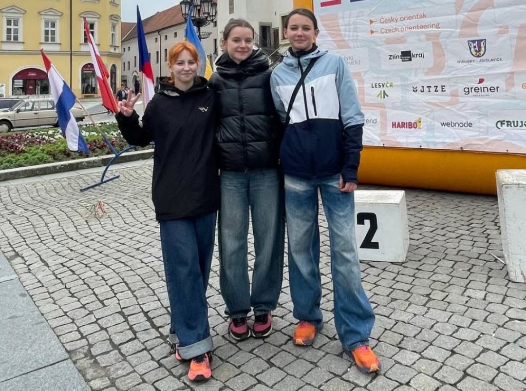 Юні орієнтувальниці з Решетилівки отримали досвід на міжнародних змаганнях у Чехії