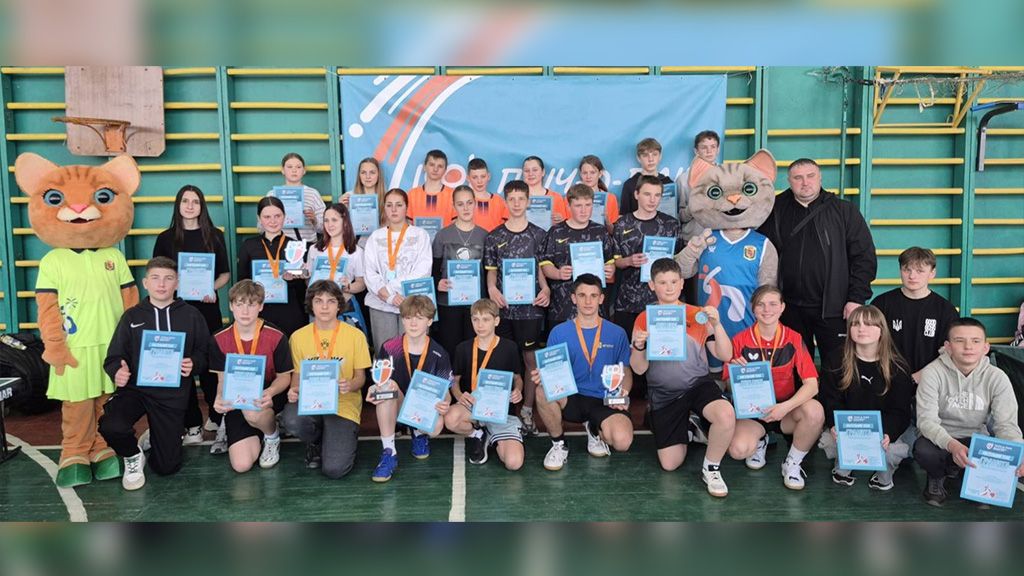 У Кобеляких провели районний етап «Пліч-о-пліч всеукраїнські шкільні ліги» з настільного тенісу