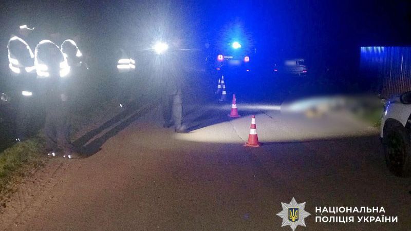 У Чутовому вантажівка наїхала на велосипедистку: жінка загинула