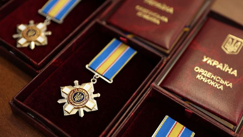 Захисників із Горішніх Плавнів відзначено державними нагородами посмертно