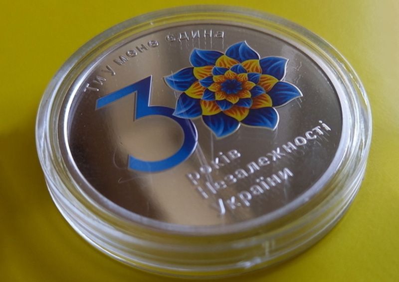 НБУ випустить нові 100 гривень