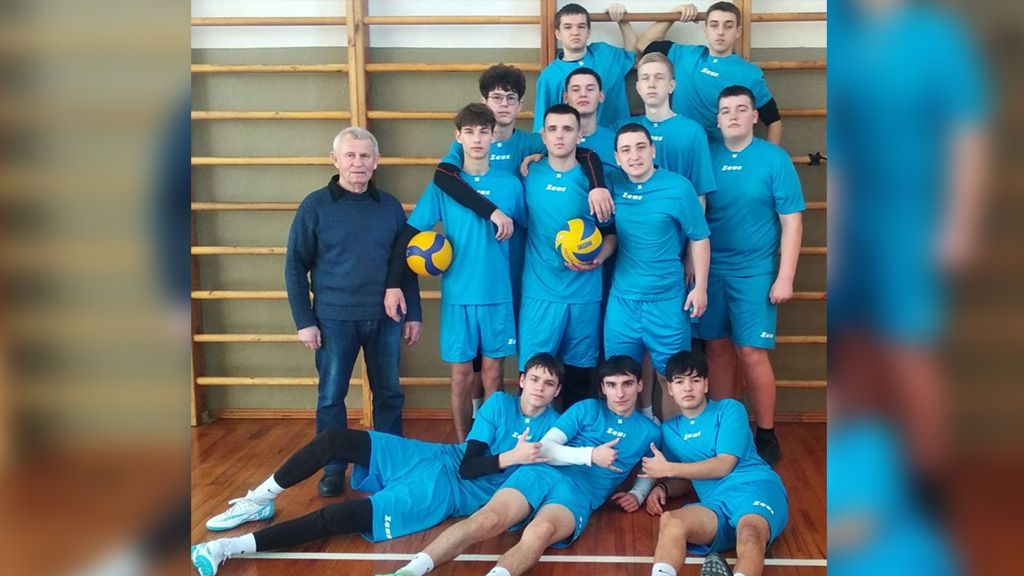Юні волейболісти Кобеляцької громади змагалися у фіналі районного етапу