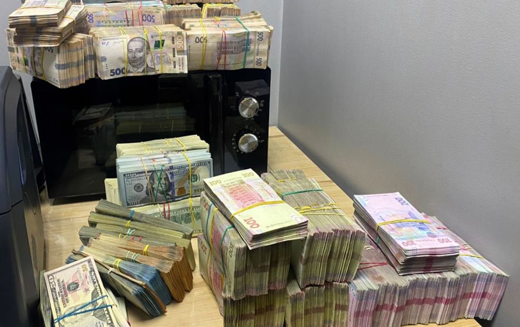 На Полтавщині викрили масштабну схему ухилення від сплати податків