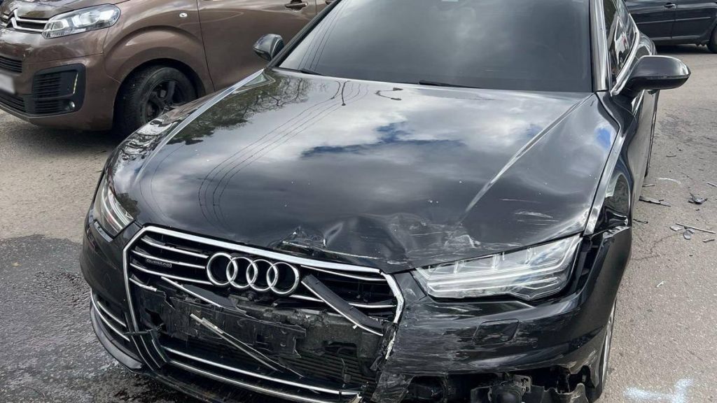 У Полтаві сталася ДТП за участю трьох автомобілів через ненадання переваги у русі