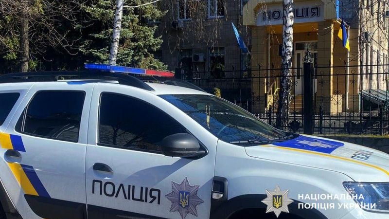 У Кременчуці затримали грабіжника, який пограбував чоловіка біля магазину