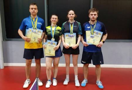 Полтавські тенісисти вибороли призові місця на чемпіонаті України