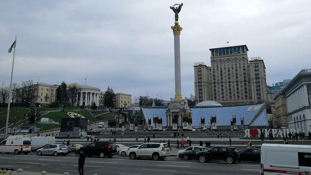 Чому перша столиця України - це Київ, а не Харків