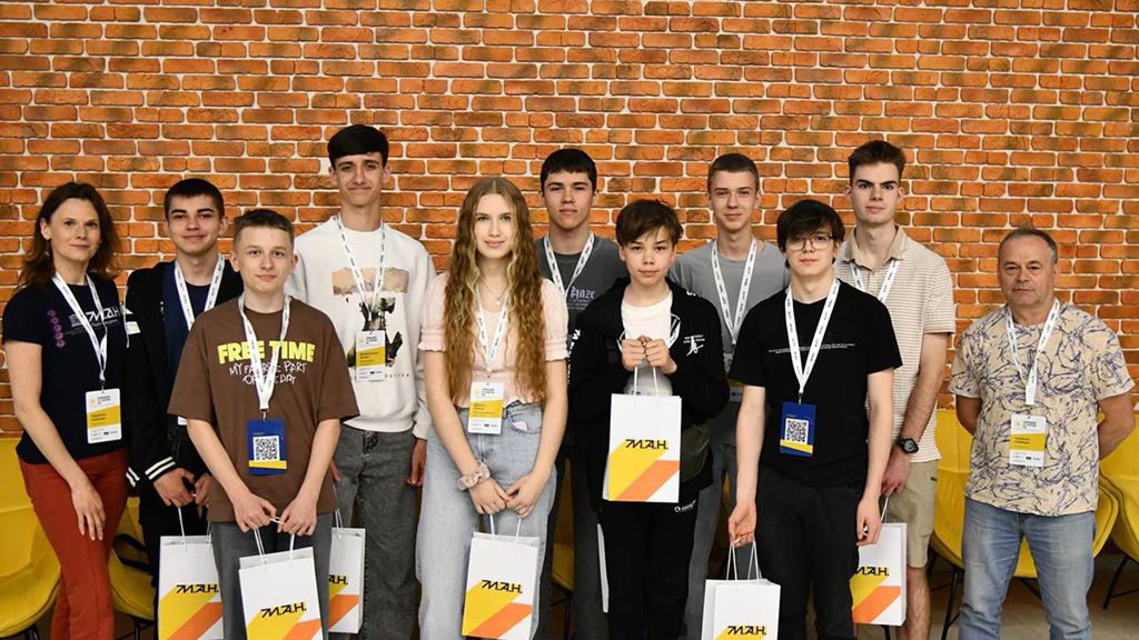 Полтавські школярі вибороли шість призових місць на олімпіаді з інформатики в Луцьку