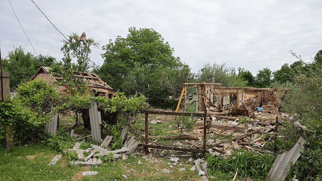 На Полтавщині ворожий обстріл зруйнував будинок, постраждала людина