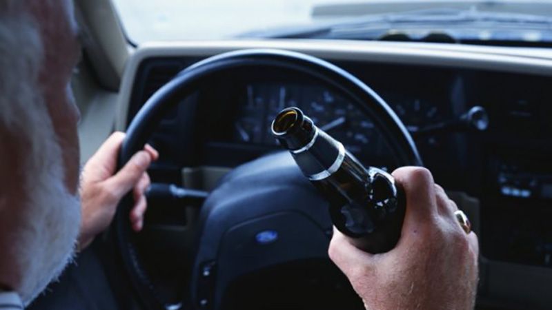 У Лубнах поліція зупинила водія, який сів п’яним за кермо, попри судову заборону