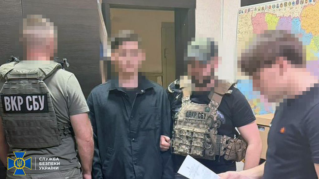 У Полтаві СБУ затримала російського інформатора, який наводив ракети на військових