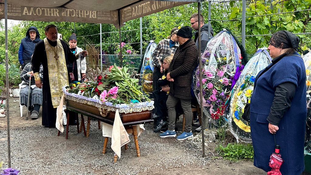 У Решетилівці попрощалися із Захисником України Сергієм Іванцем