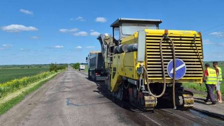 До ремонту місцевих доріг на Полтавщині долучилися вже 40 громад