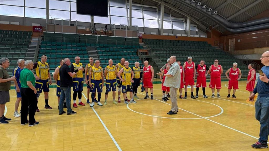 Полтавські ветерани баскетболу здобули перемогу на чемпіонаті України
