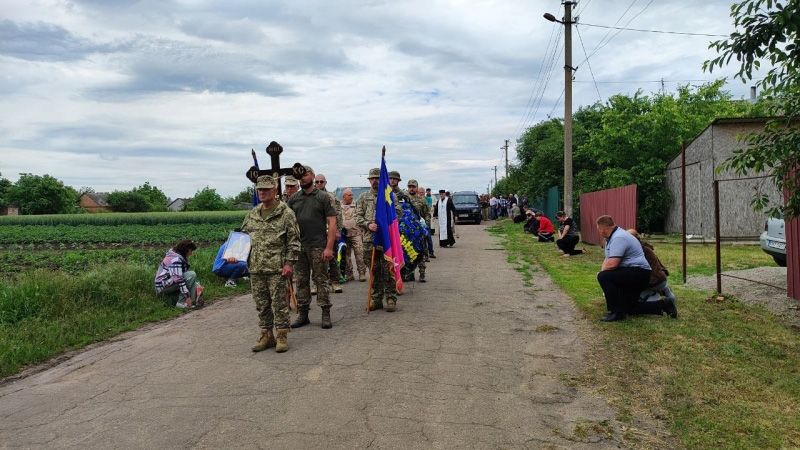 Біличани попрощалися із Валентином Майданником