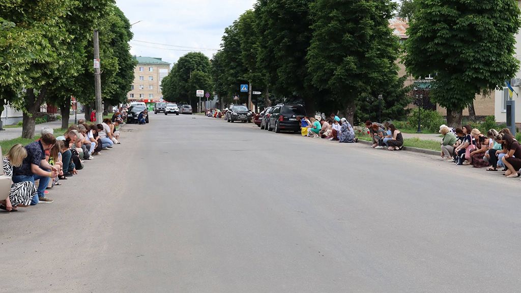 Решетилівщина попрощалася зі старшим лейтенантом Сергієм Корячком
