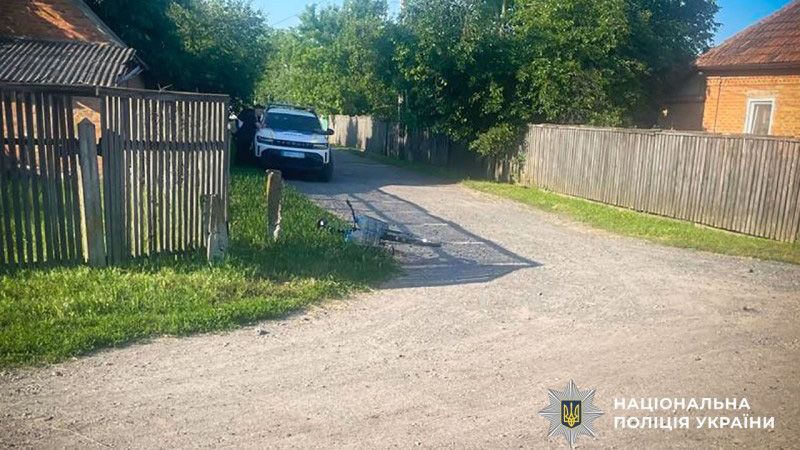 Не розминулися на дорозі: у Миргороді розшукують велосипедиста, який втік після зіткнення з жінкою