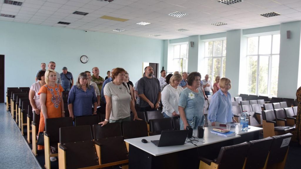 Депутати виділили кошти на армію і благоустрій громади