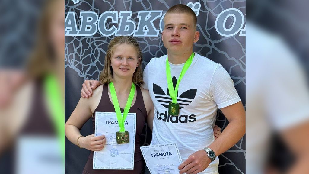 Кобеляцькі пауерліфтери вибороли «золото» та «бронзу» на обласному чемпіонаті