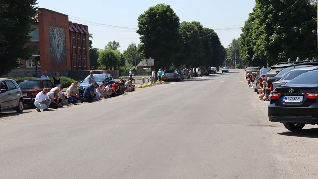 У Решетилівці провели в останню дорогу Захисника Івана Мелеша, який із 2024 року вважався безвісти зниклим