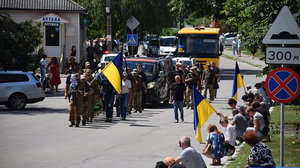 Назавжди 35: у Нових Санжарах попрощалися із загиблим гранатометником бригади «Маґура» Сергієм Січкарем