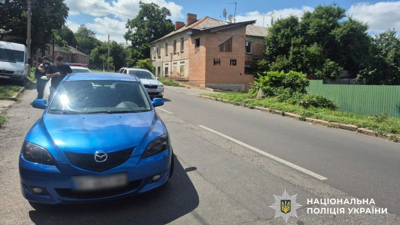 У Полтаві на перехресті зіткнулися легковик та мотоцикл: водія двоколісного засобу госпіталізували