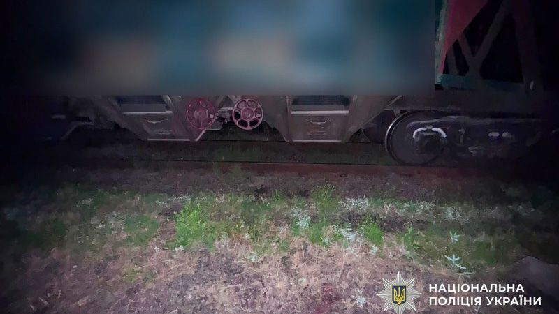 У Кременчуці двоє підлітків отримали важкі ураження струмом на даху вагона: хлопці в реанімації