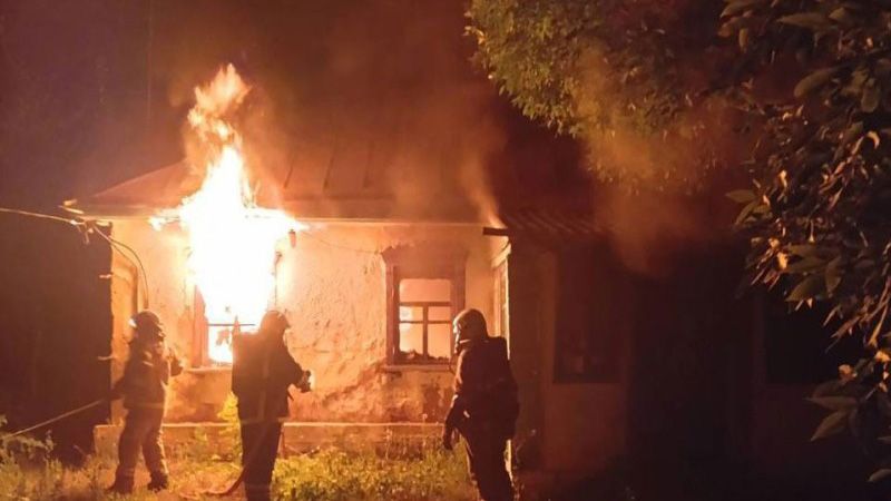 На Лубенщині під час пожежі в будинку загинув 47-річний чоловік