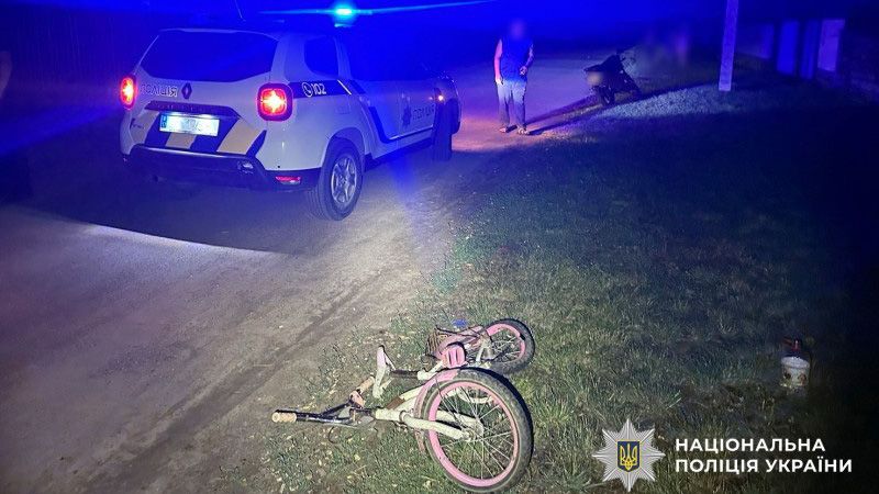У Лютеньці на Миргородщині мотоцикліст збив 7-річну дівчинку на велосипеді