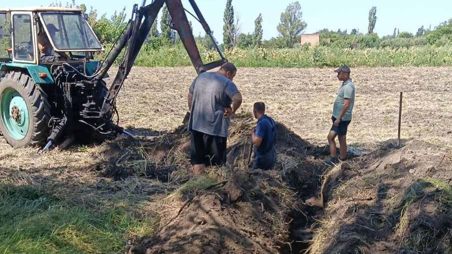 Ремонт водомереж та облаштування молодіжного простору: комунальники Кобеляк відзвітували про виконану роботу